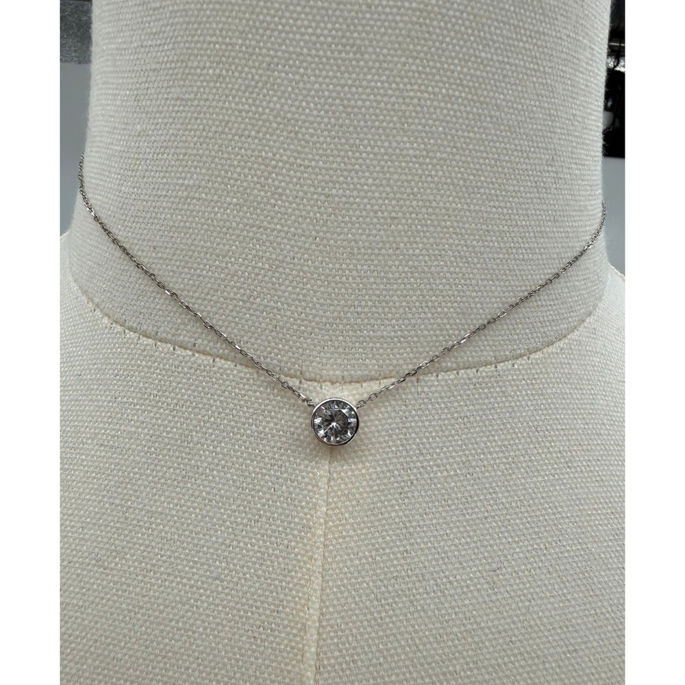 Unbranded Solitaire Necklace Women OS Silver Excellent Bezel Cubic Zirconia 925